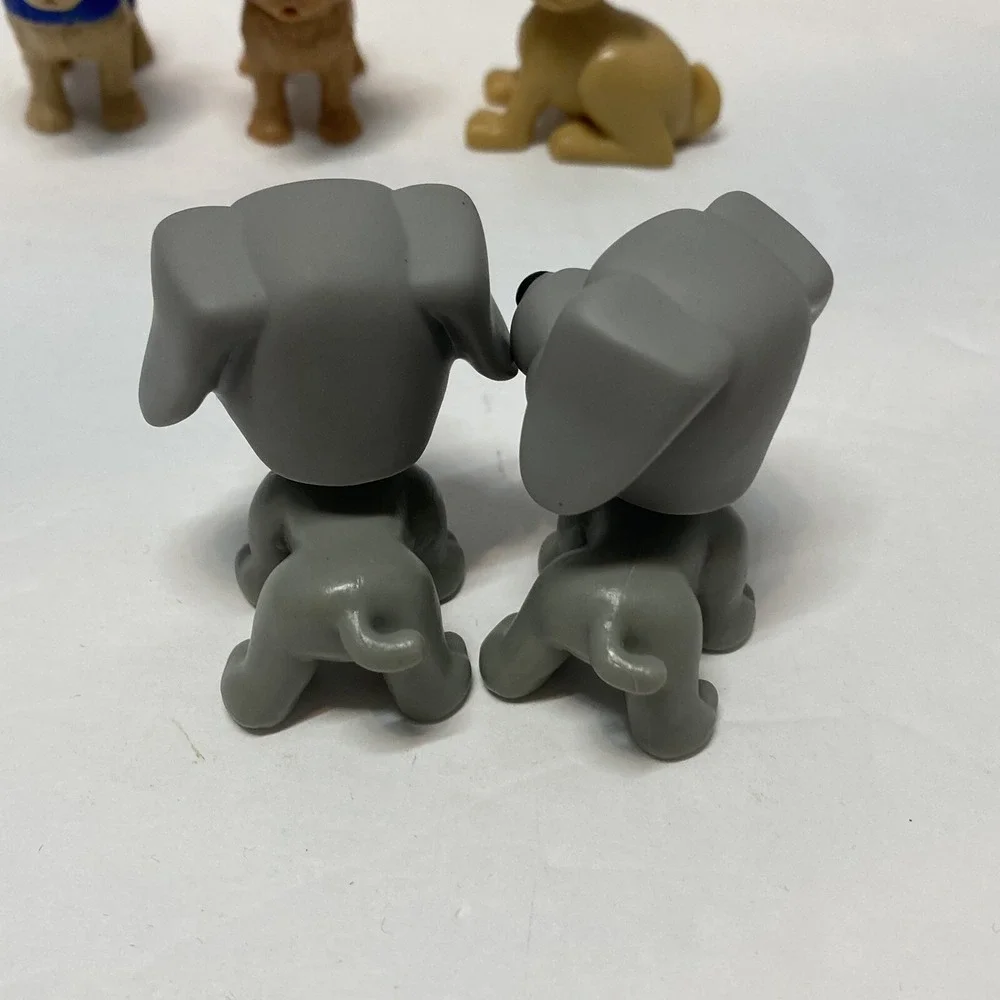 Paw Patrol Dog Toys Small Figures PLUS Other Doggies On The Go Travel‎ Fun HG2